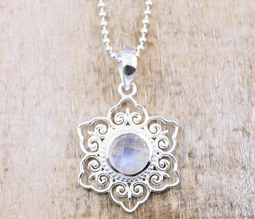 silver necklace with rainbow moonstone pendant