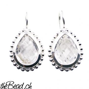 Earrings made of 925 sterling silver and crystal