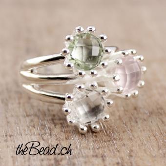 women silver finger ring made of 925 sterling silver, rose quarz, crystal and green amethyste
