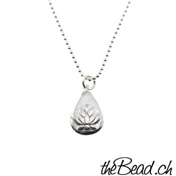 925 sterling silver pendant with silver chain