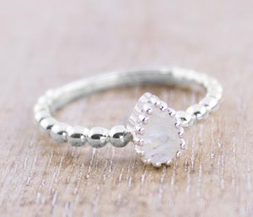 women silver finger ring made of 925 sterling silver and rainbow moonstone