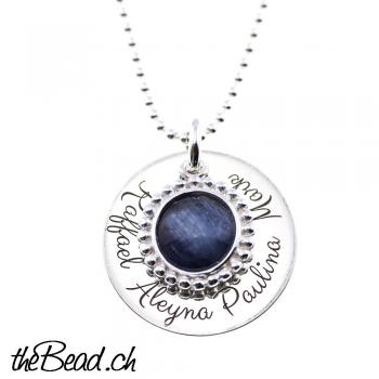 Silverchain with silverpendant and kyanite