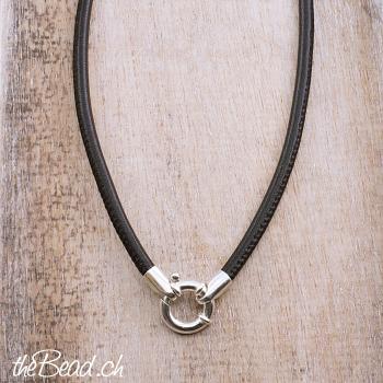 Leather necklace with silver clasp