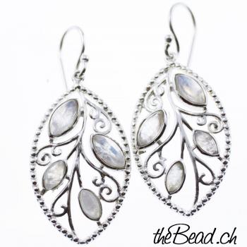 Earrings made of 925 sterling silver and moonstone